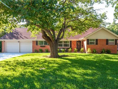 5825 Wales Ave, Fort Worth, TX, 76133