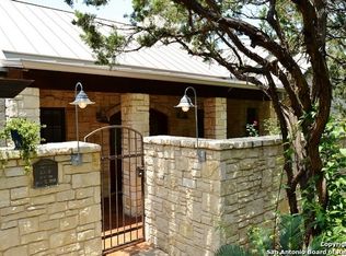 15529 Escarpment Oak, Helotes, TX 78023