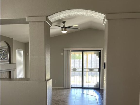 3rd image of 3711 W Runion Dr