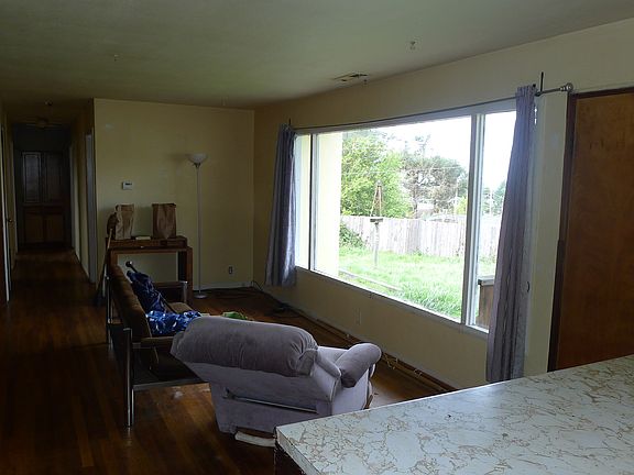 5th image of 2547 Donna Dr