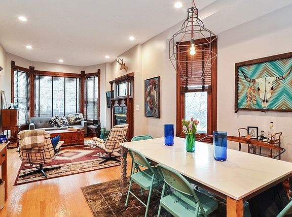 3rd image of 1120 W Armitage Ave APT 201