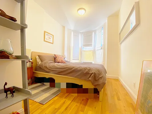 Rented by Douglas Elliman | media 79