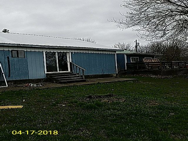2nd image of 703 N Victoria St