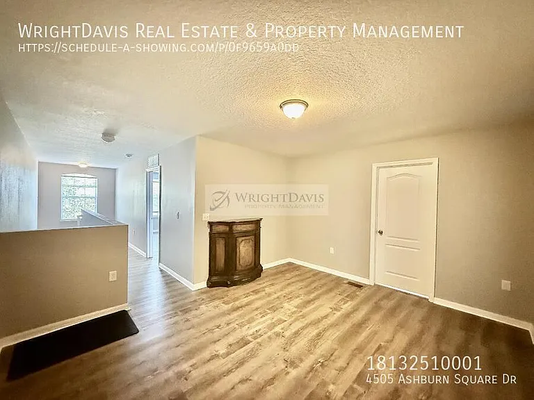 4505 Ashburn Square Dr — Photo 17