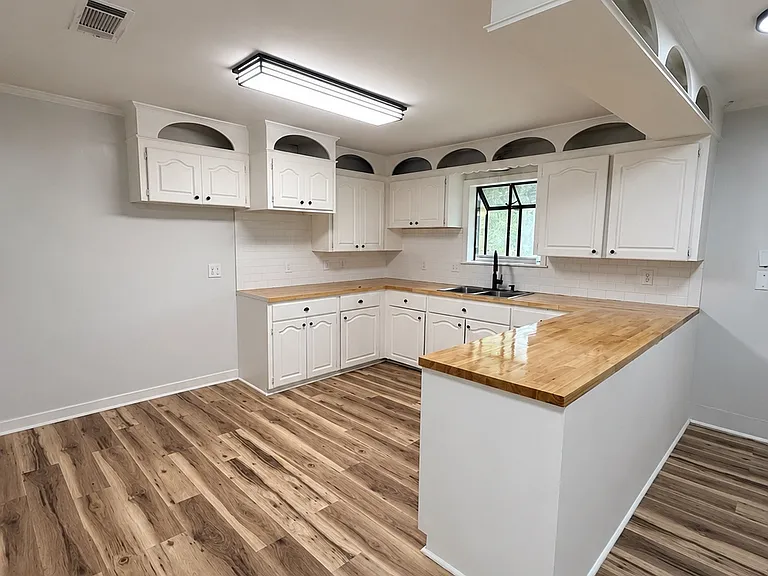 5143 Brookleigh Dr — Photo 6