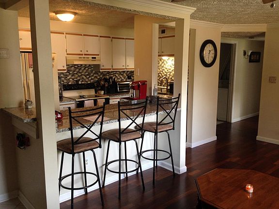 3rd image of 3503 Kingsley Ct APT C