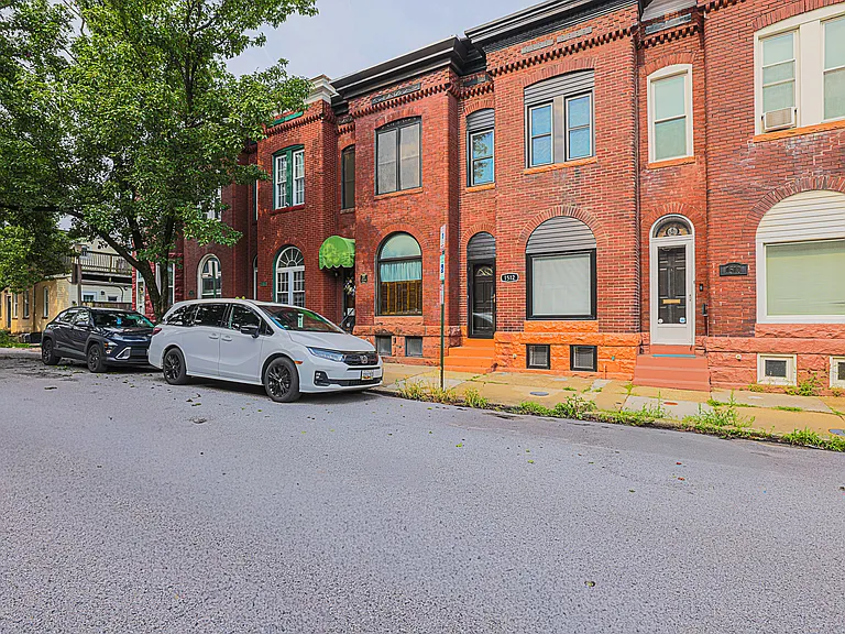 1512 Patapsco St — Photo 2