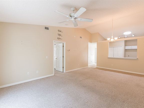 5th image of 15 Bunker View Dr #A