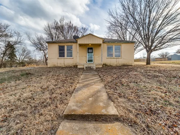 720 E Walker St, Denison, TX 75021