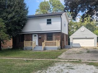3116 Oak Ave, Mattoon, IL 61938