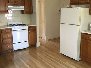 13 Sewall St APT 4, Marblehead, MA 01945