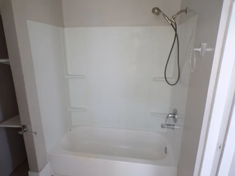 505 N Main St — Photo 9