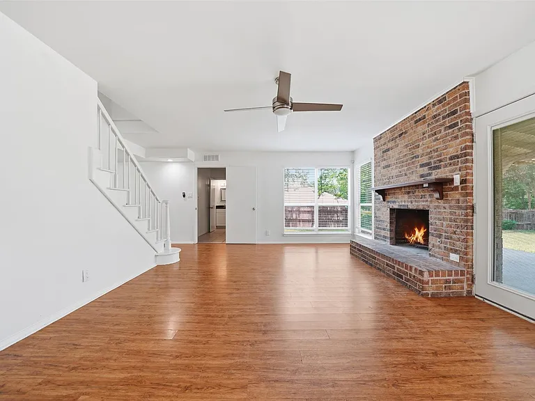 9005 Blue Quail Dr — Photo 3
