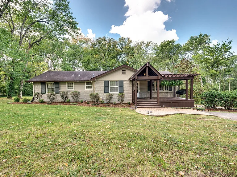 3529 Trimble Rd — Photo 1