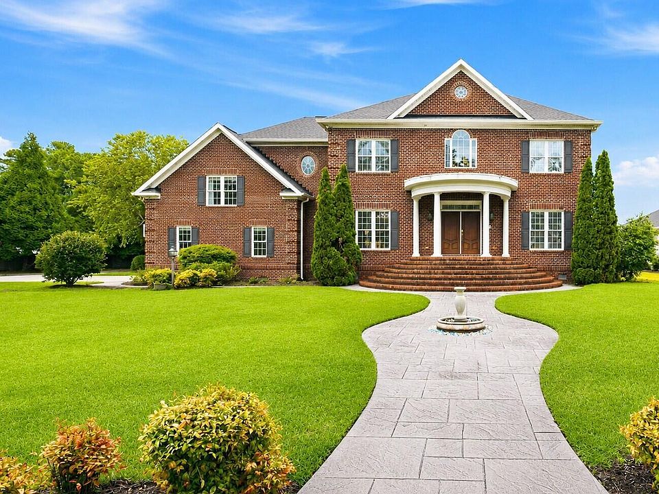 1st image of 1501 Zurich Place