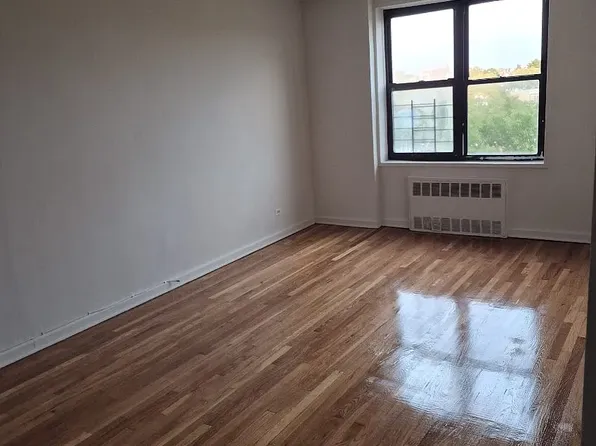 580 84th St APT 5J, Brooklyn, NY 11209