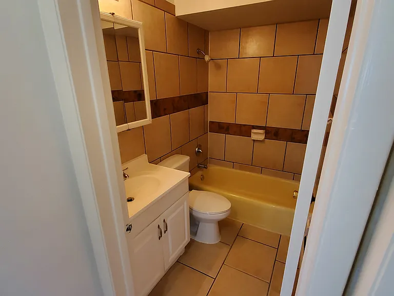 713 Lake St #2 — Photo 13