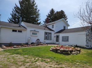 21269 Beaver Center Rd, Conneautville, PA 16406