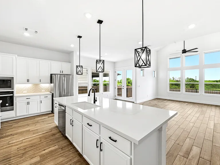 8709 Lullwater Trl — Photo 10