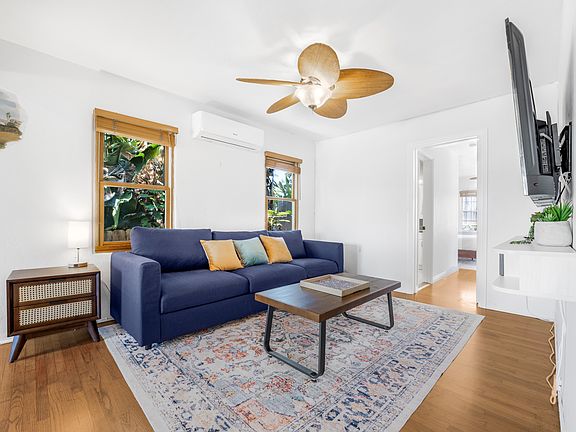 3rd image of 4630-32 Pescadero Ave