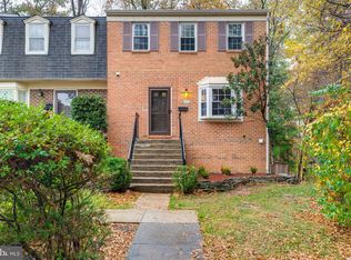 5550 Falmead Rd, Fairfax, VA 22032
