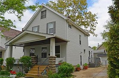 1st image of 1657 Larchmont Ave