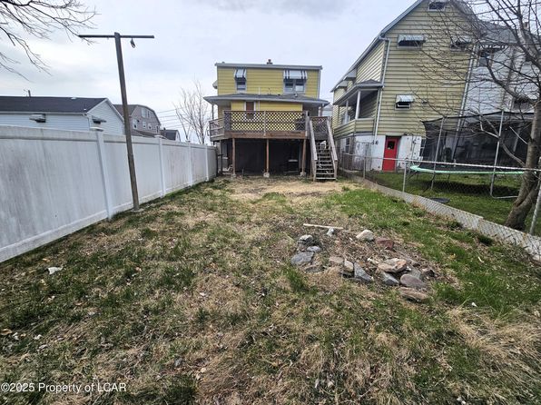 9 Caffrey St, Wilkes Barre, PA 18702
