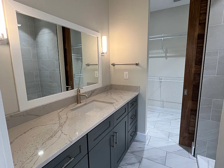 144 W 13th St #144 — Photo 17