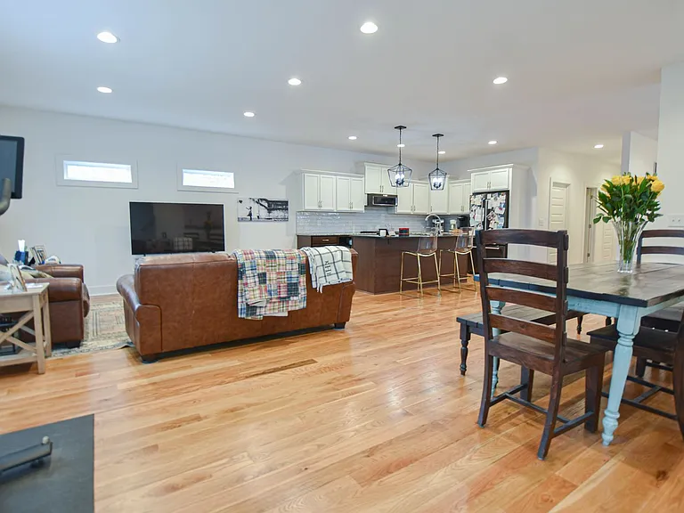 515 Wilcox St — Photo 5
