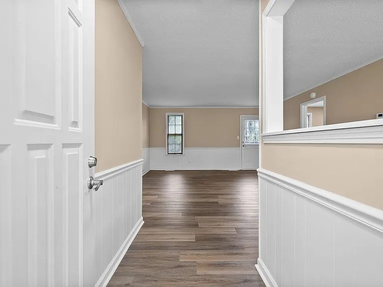 619 Ranch Hill Dr — Photo 8