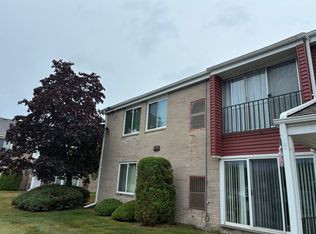 202 Sunset Ln, Saint Clair Shores, MI 48082