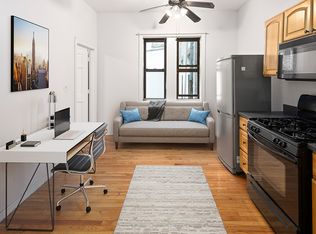 70 University Pl #2R, New York, NY 10003