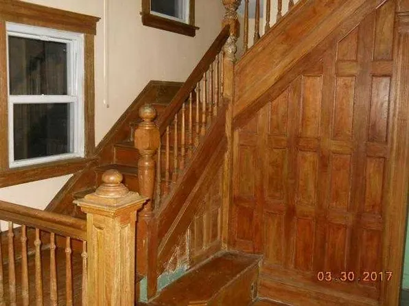 42 Eppirt St, East Orange, NJ 07018