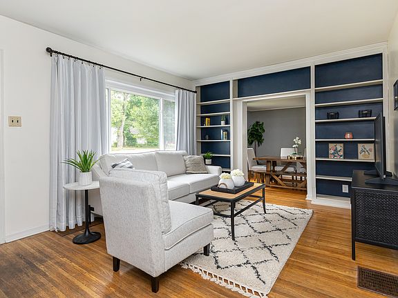 4th image of 5346 Evanston Ave