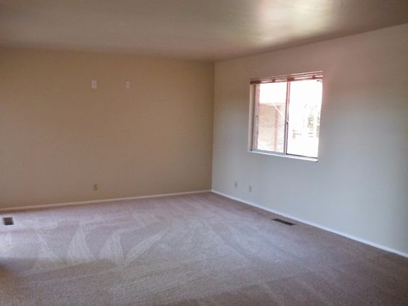 5th image of 4838 S Highland Cir APT 511