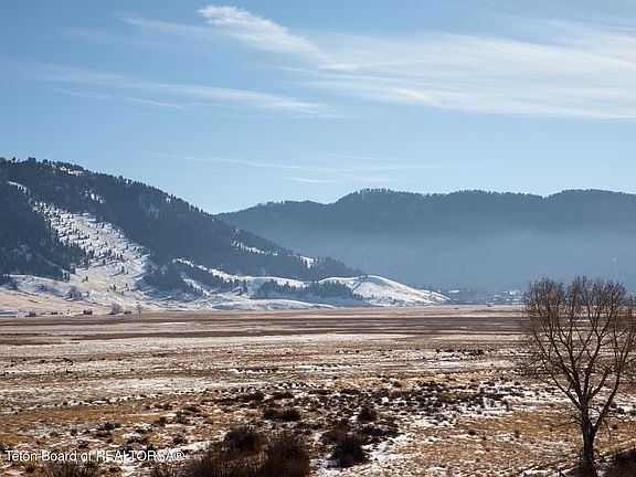 2nd image of 2075 N Highway 89