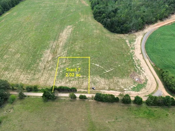 21696 Holland Rd, Athens, AL 35614