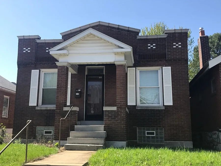 5530 Devonshire Ave photo 1