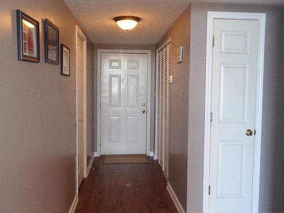 5th image of 200 Ashley Dr #209