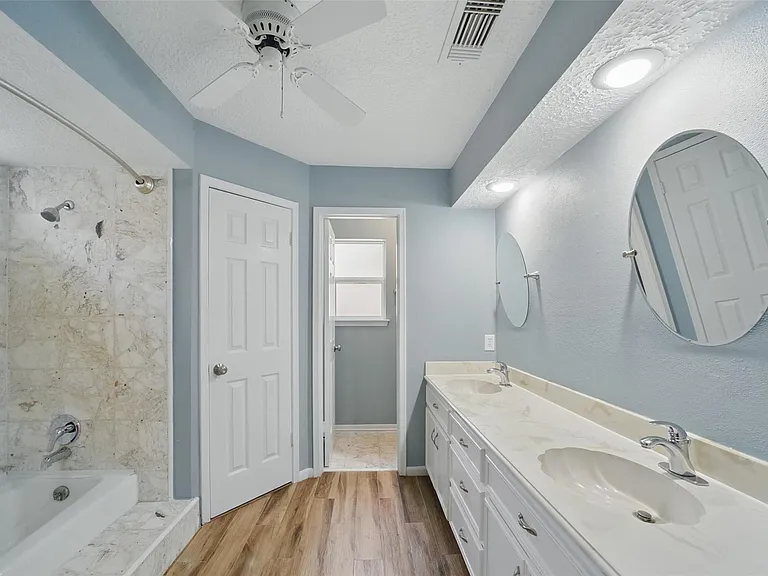 22406 Prince George St — Photo 23