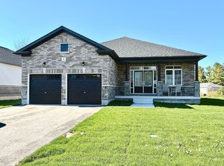 6 Misty Ridge Rd, Wasaga Beach, ON L9Z0R8