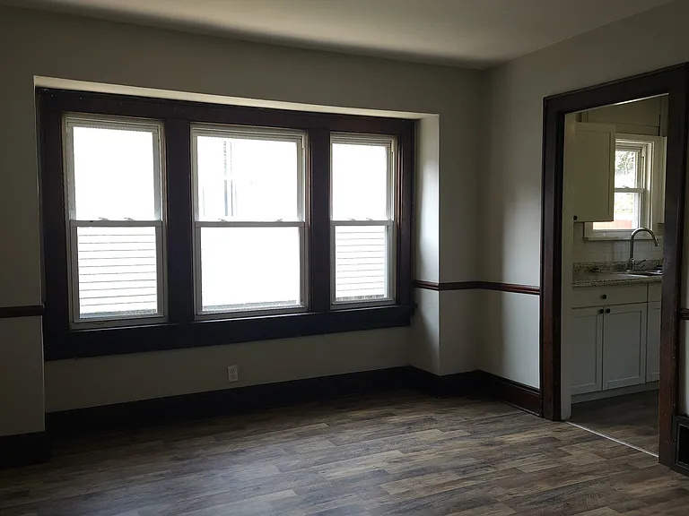 614 Sanford Ave — Photo 8