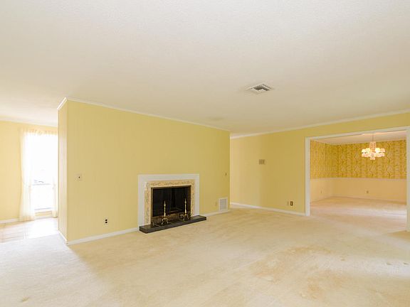 5th image of 4417 Lantern Dr