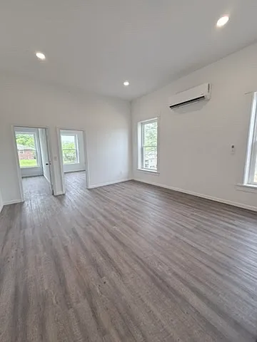 127 Susanna St — Photo 5