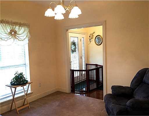 4th image of 17979 Fairway View Dr