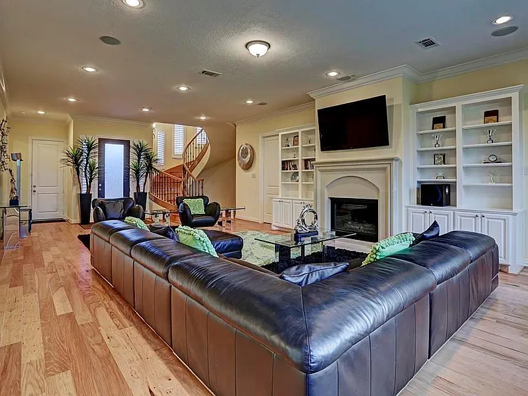 14450 Kingston Cove Ln — Photo 3