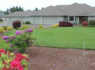 10688 S Kelland Ct, Oregon City, OR 97045