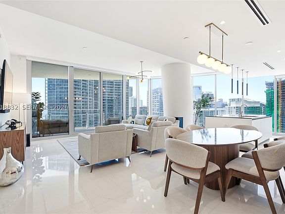3rd image of 300 Biscayne Boulevard Way #4007W
