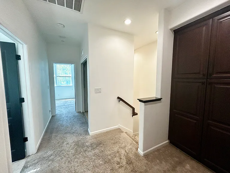 983 Aston Cir — Photo 13