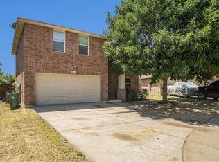 8402 Jacaranda Way, Arlington, TX 76002